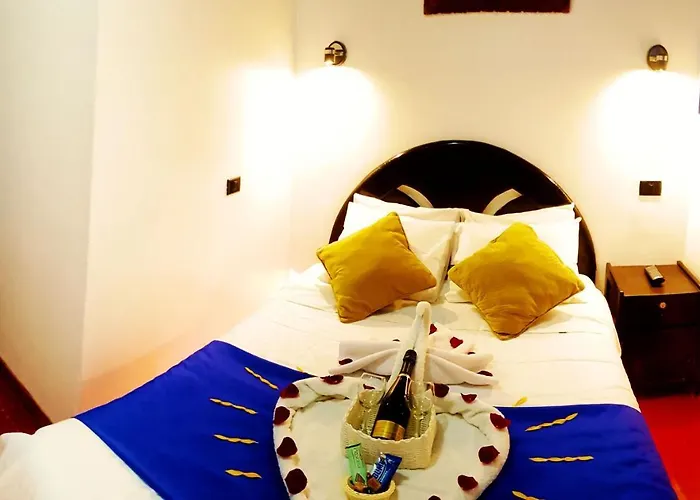 Hostal Tunupa Couette-café Cusco